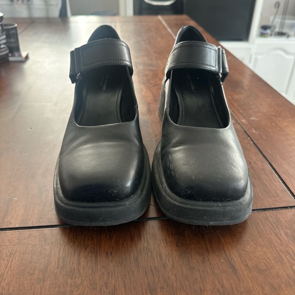 Vagabond Dorah Mary Jane Shoes